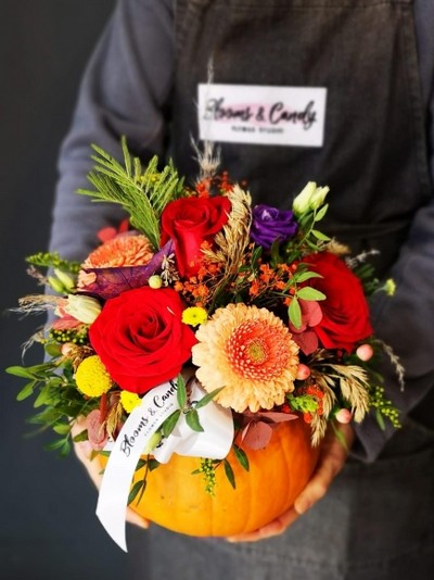 Autumn flowers pumpkin arrangement perfect for Halloween by local florist near me in Croydon