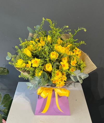 Spring bouquet made of daffodils and narcissus made by florist in Croydon 