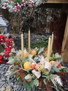 Advent Wreath in gold Colours