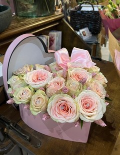Perfect love gift heart shaped hat box with small pink roses with crystal pins and dry elements. Made by florist in Croydon, Surrey for delivery in all CR and BR post codes.